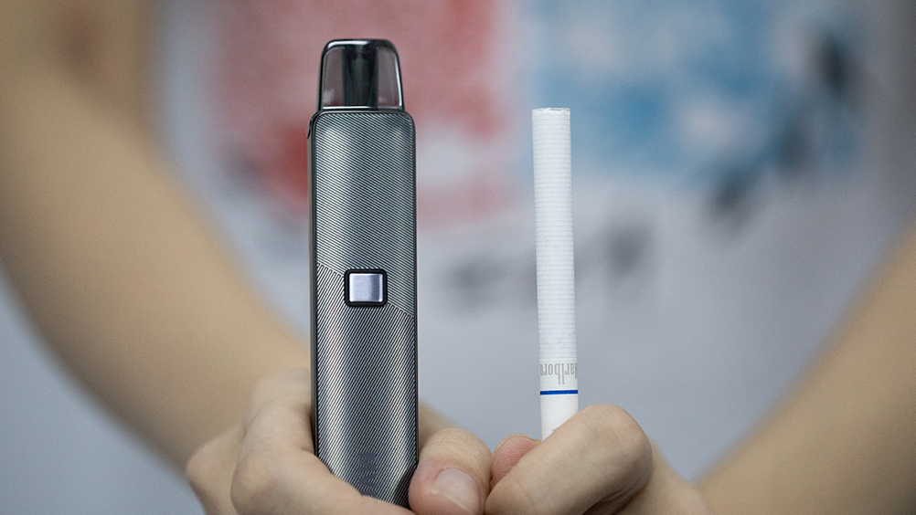 Vaping VS Smoking